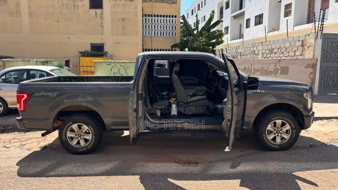 Ford F-150 2016 Black