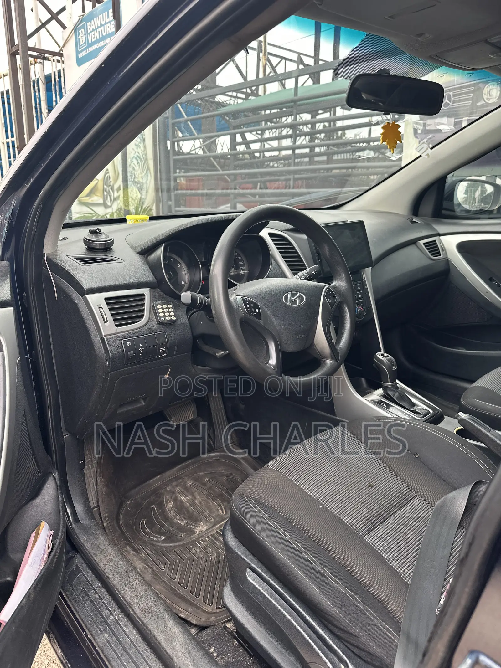 Hyundai Elantra SE 4dr Sedan (1.8L 4cyl 6M) 2014 Blue