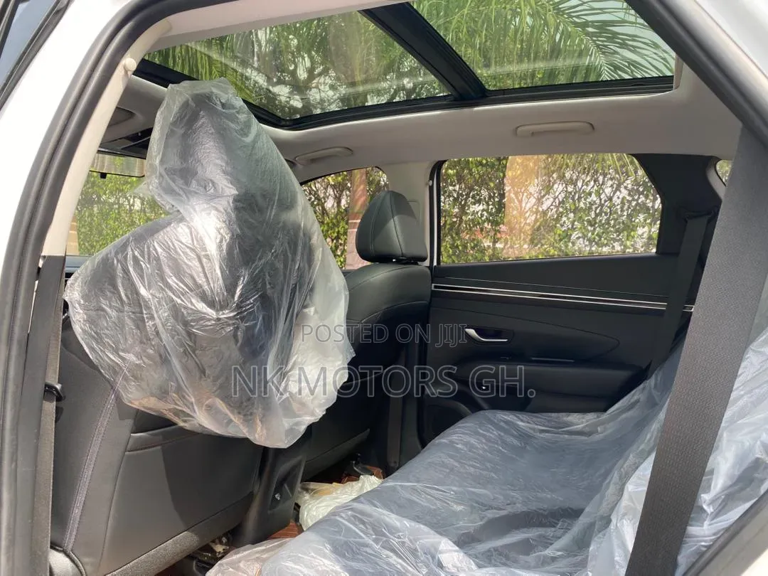 Hyundai Tucson 2025 White