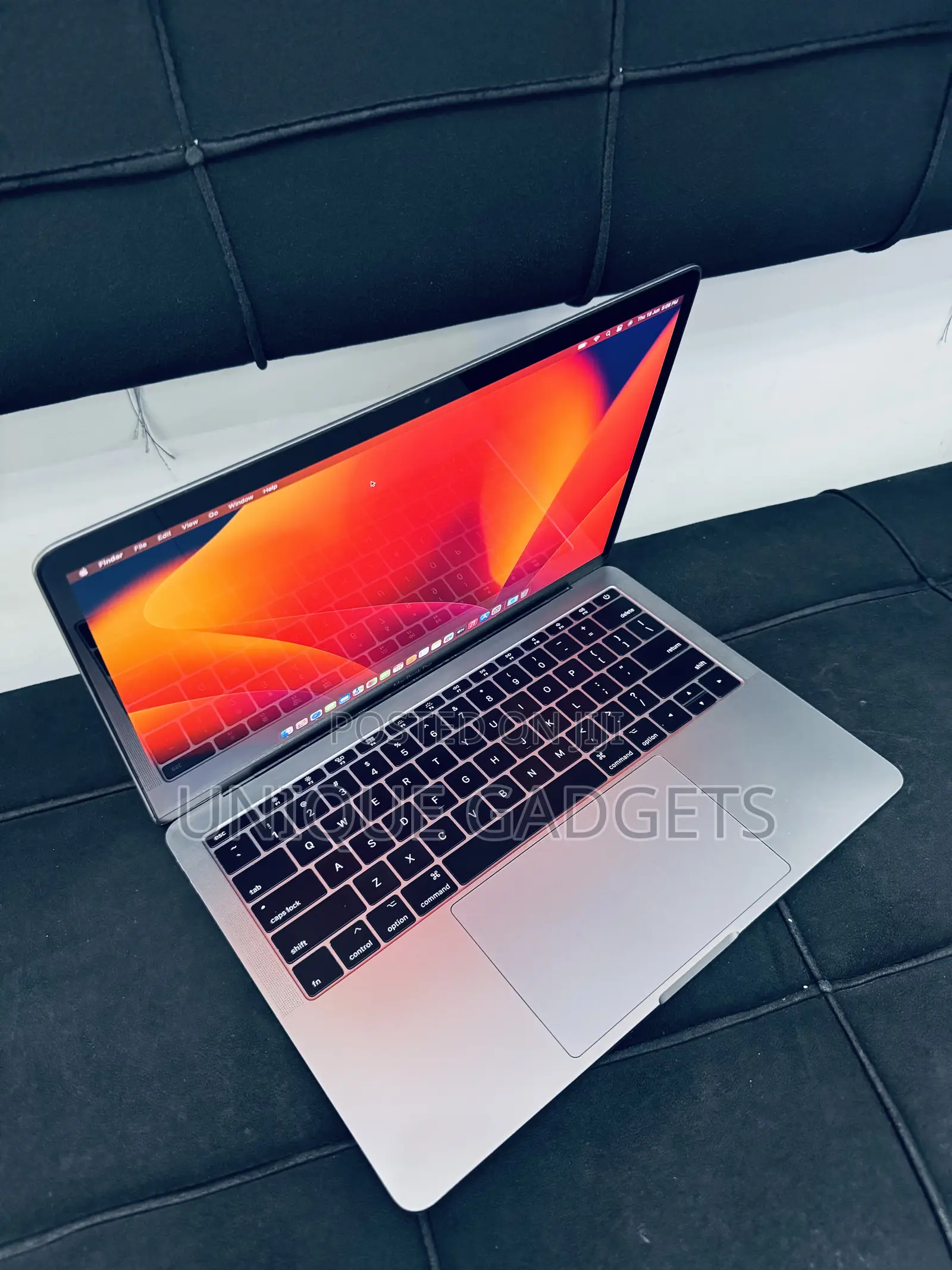 Laptop Apple MacBook Pro 2017 16GB Intel Core i7 SSD 256GB