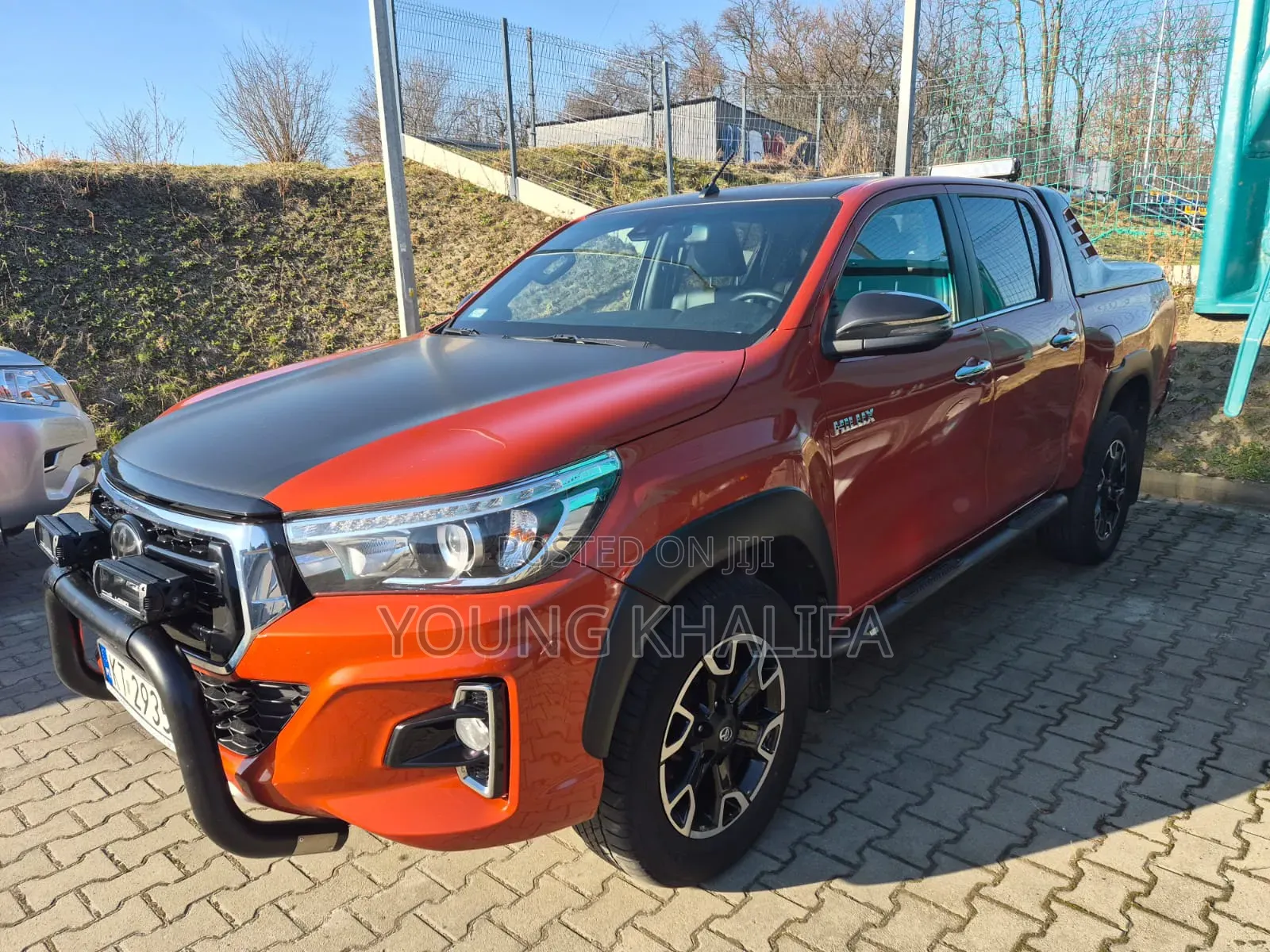 Toyota Hilux 2019 Orange