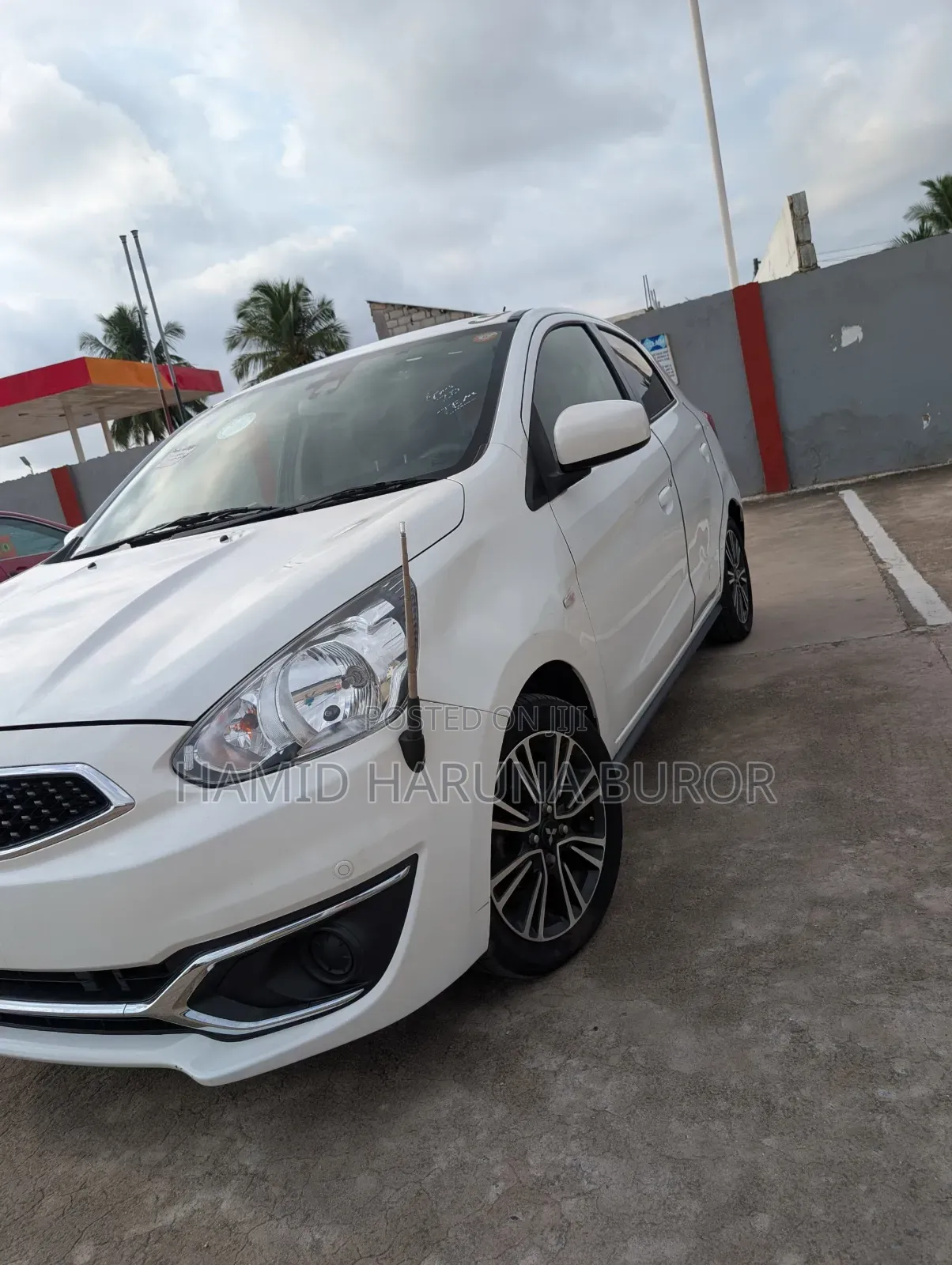 Mitsubishi Mirage ES 2017 Pearl