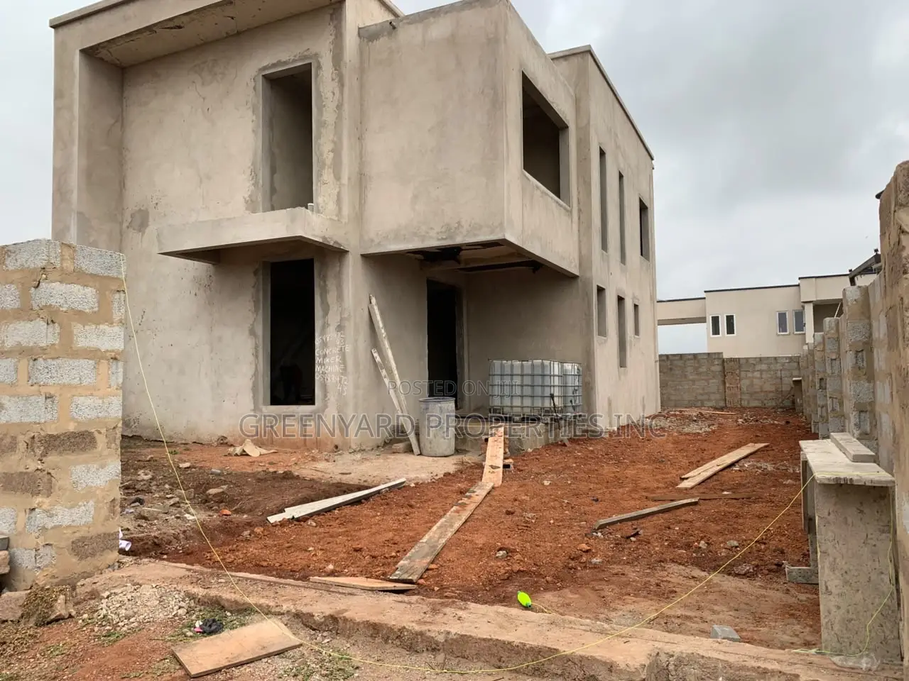 4bdrm House in Hills, Lake Side Estate for sale