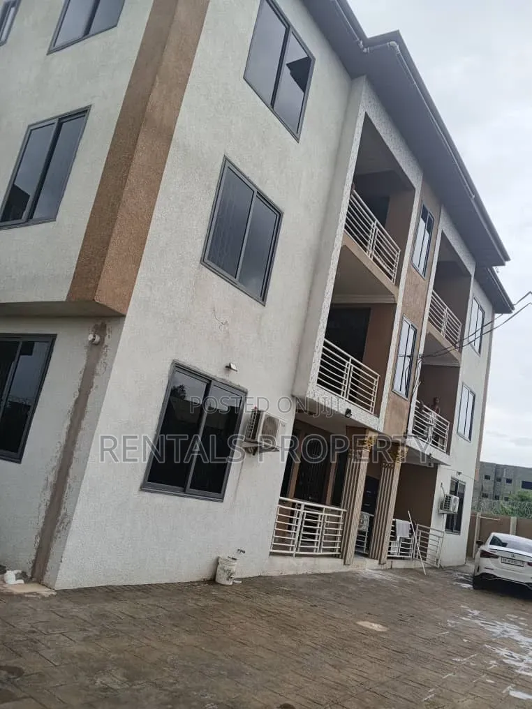 2bdrm Block of Flats in Amrahia for rent