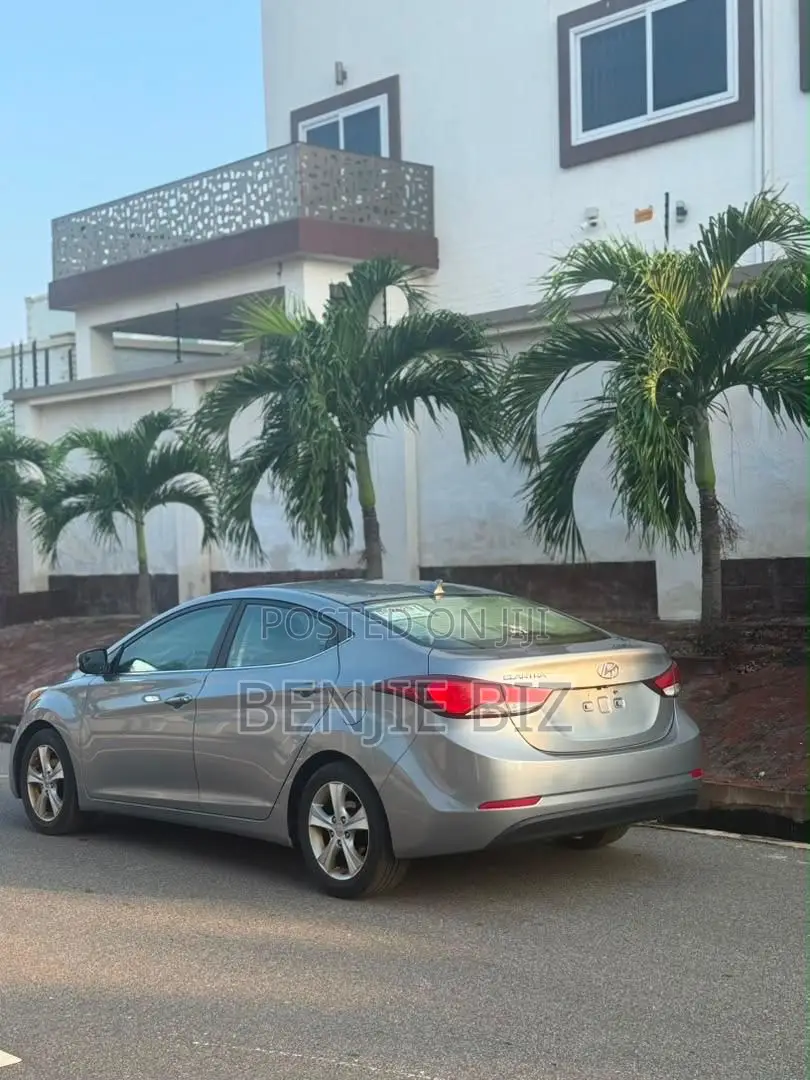 Hyundai Elantra 2016 Gray