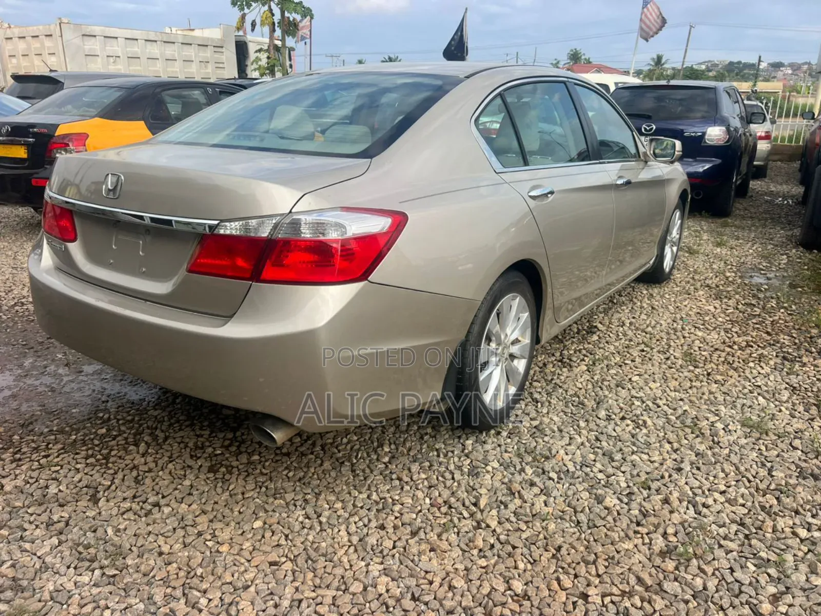 Honda Accord EX 4dr Sedan (2.4L 4cyl 6M) 2015 Gold