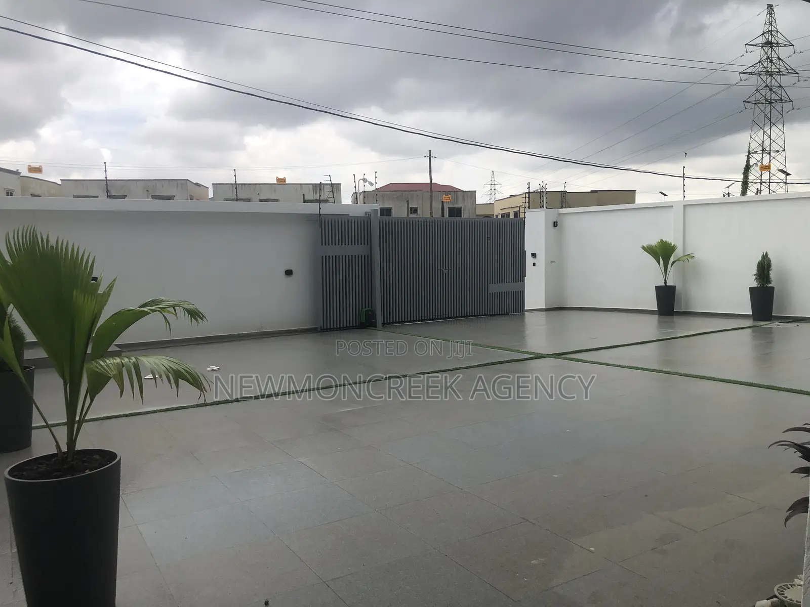 Furnished 5bdrm Duplex in With Pool East Legon, Accra Metropolitan