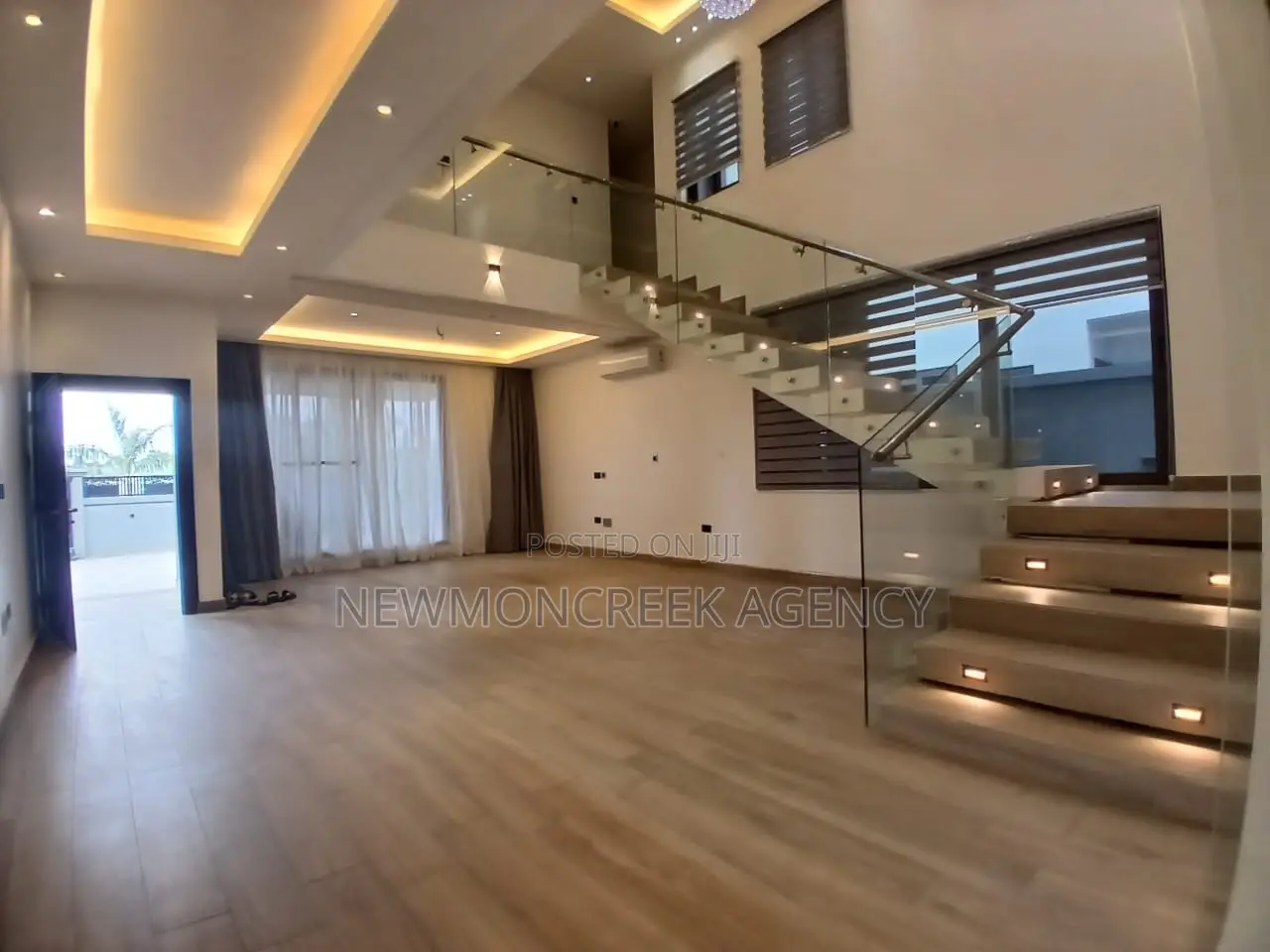 4bdrm Duplex in East Legon Hills, Accra Metropolitan for sale