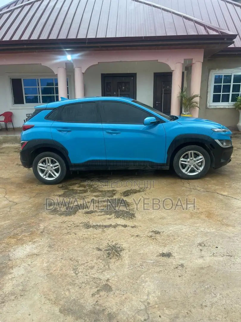 Hyundai Kona Limited 2022 Blue