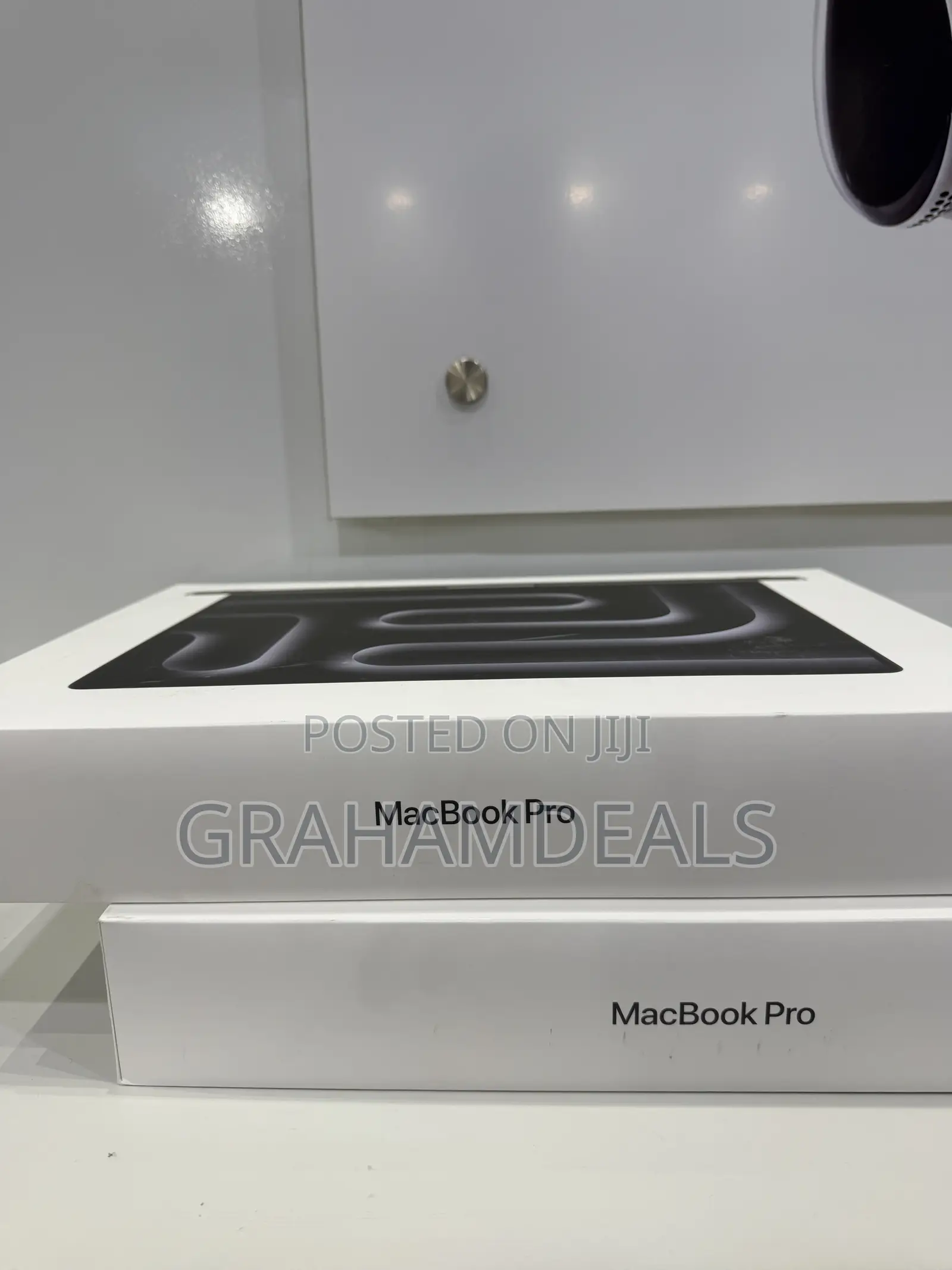 New Laptop Apple MacBook Pro 2026 M5 Pro 24GB Apple M5 Pro SSD 1T