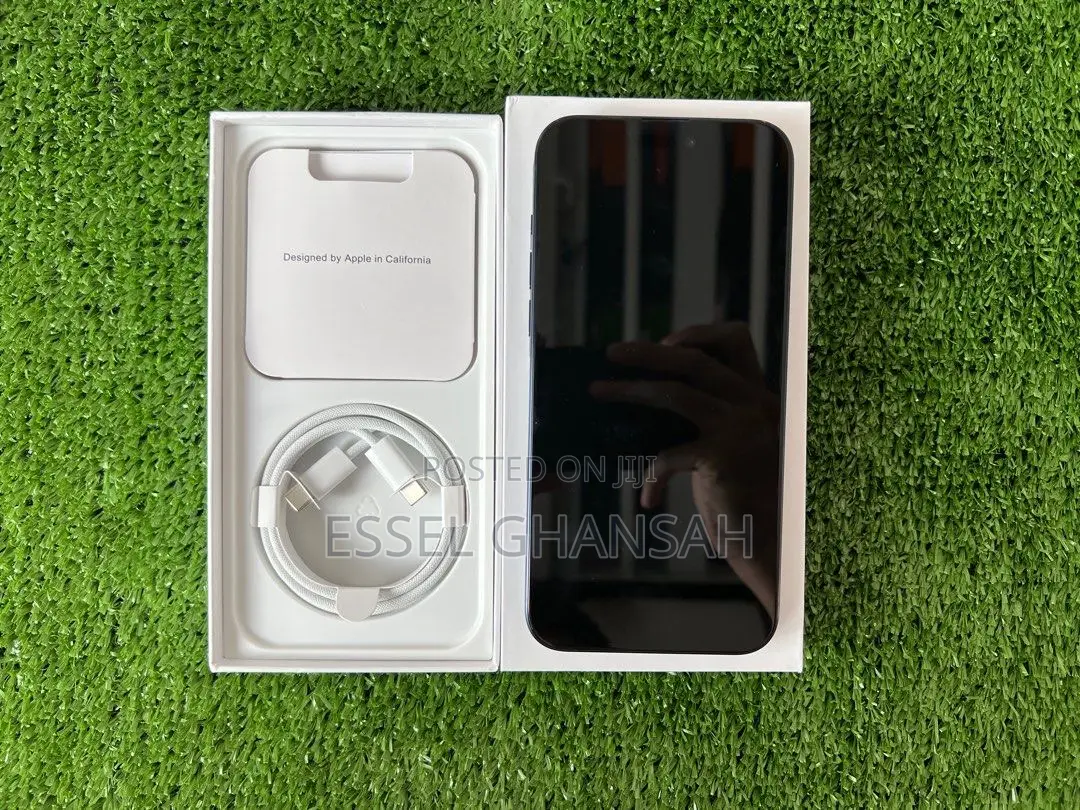Apple iPhone 15 Pro Max 256 GB Silver