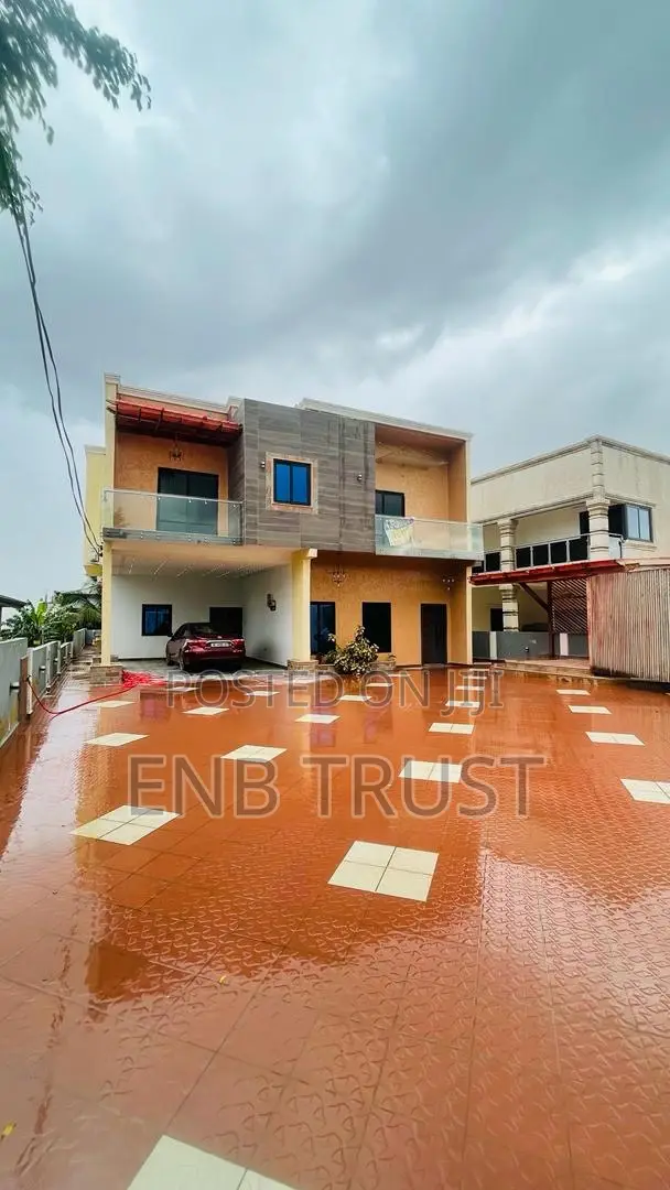 4bdrm Duplex in Kwabenya, Ga East Municipal for sale