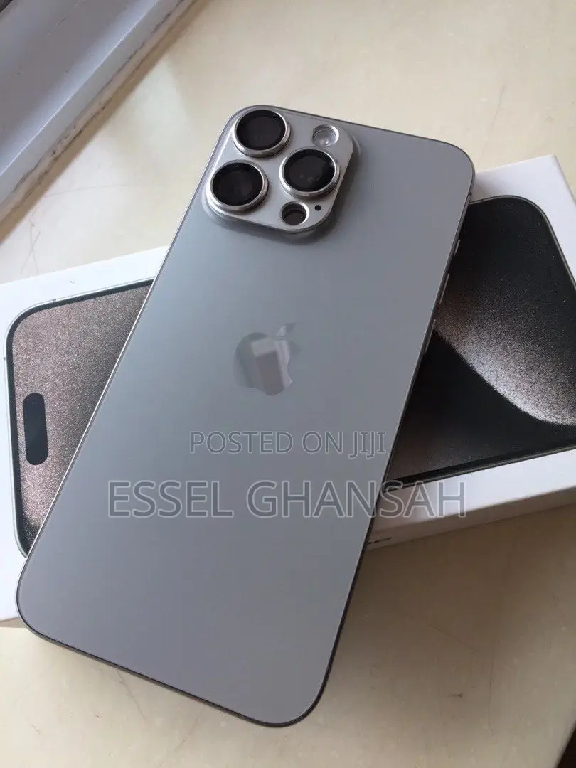 Apple iPhone 15 Pro Max 256 GB Silver