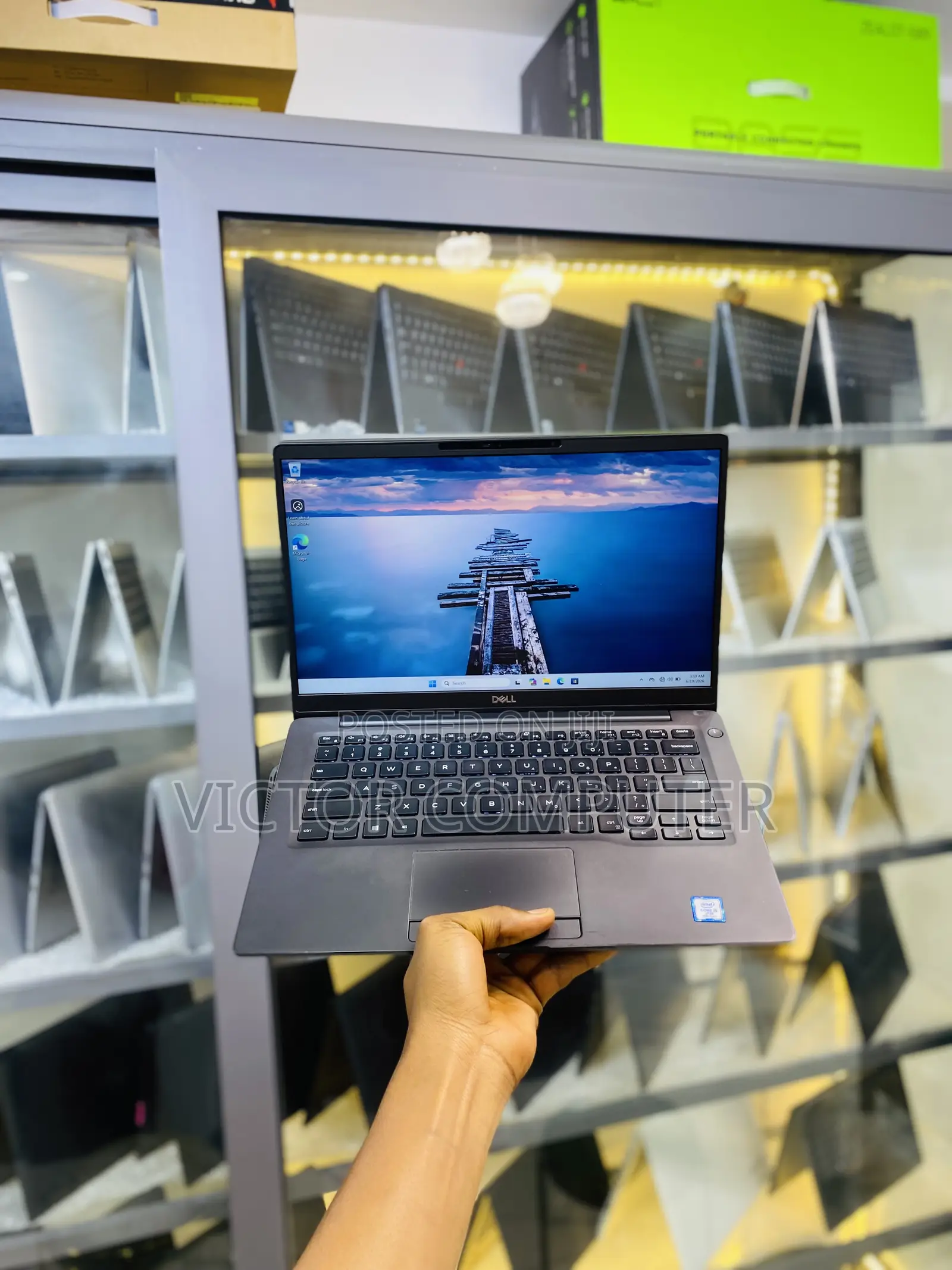 Laptop Dell Latitude 7400 8GB Intel Core i5 SSD 256GB