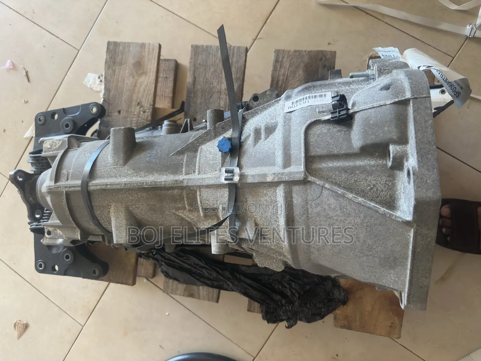 BMW 328 Engine and Transmission