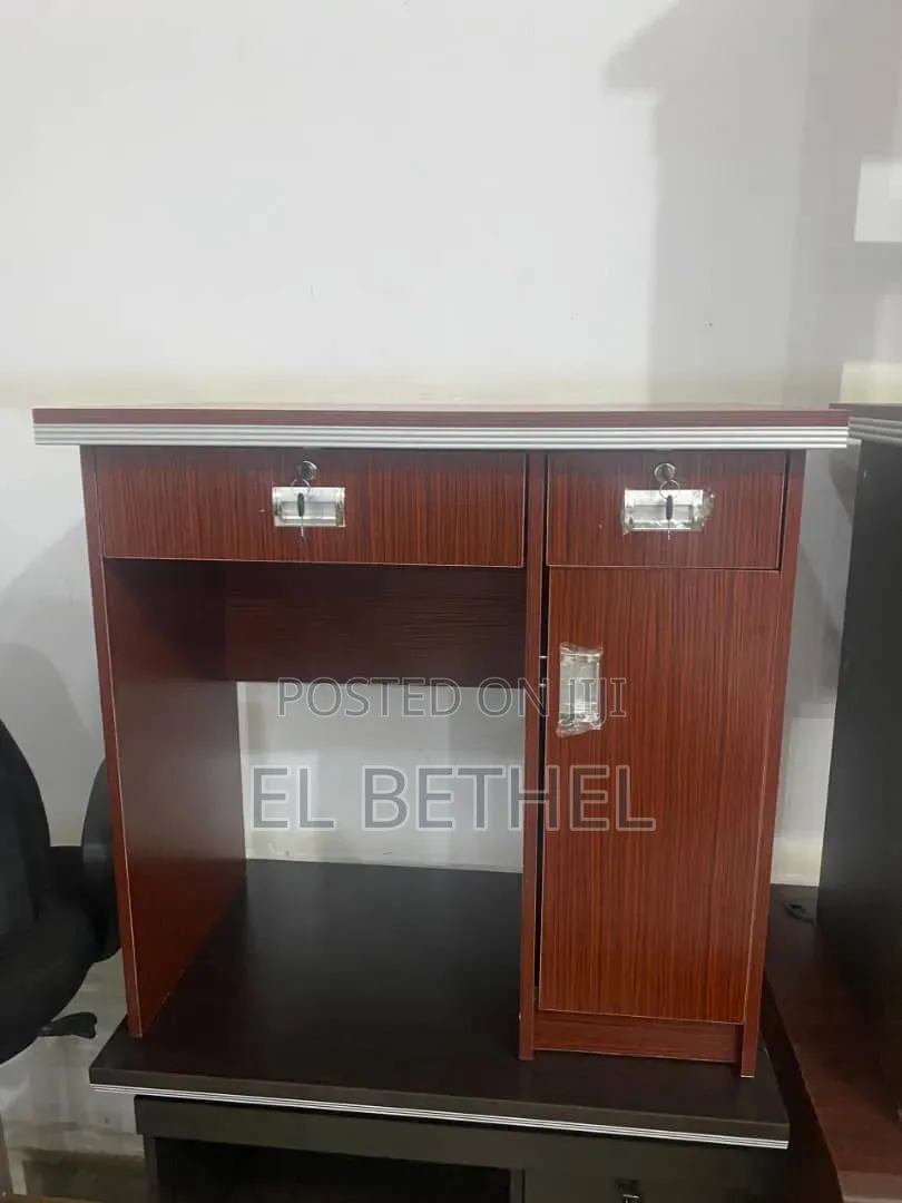 Table With Drawers for Exams