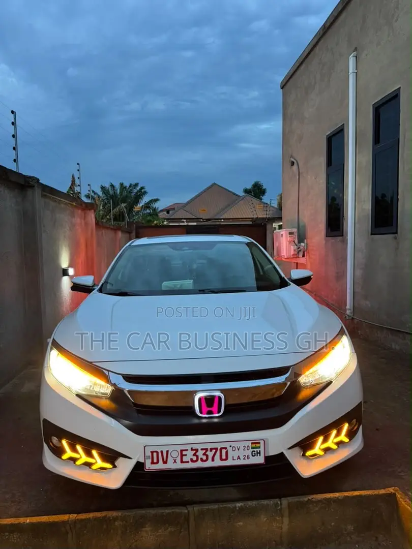 Honda Civic Touring Sedan 2018 White