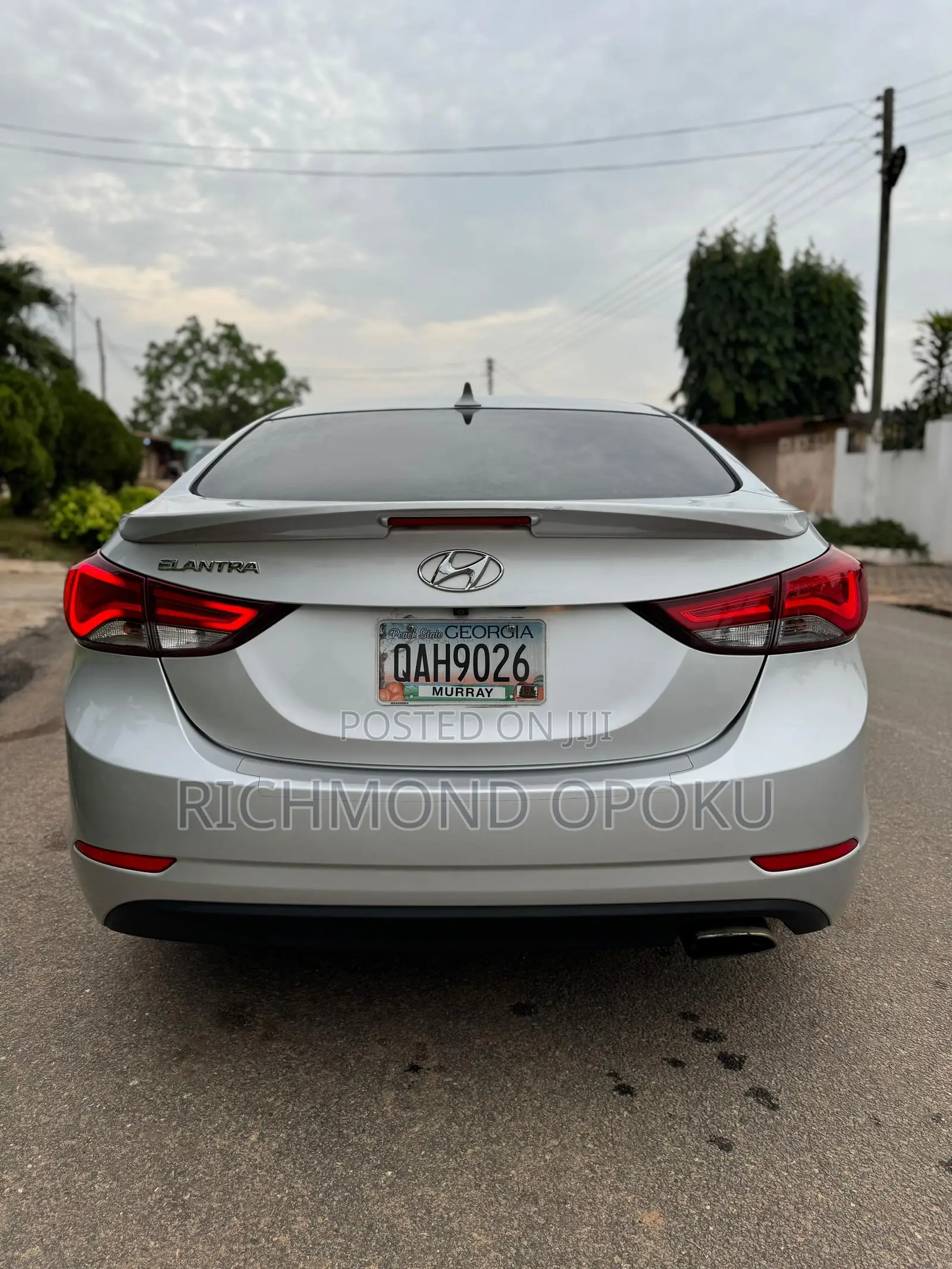 Hyundai Elantra Limited 4dr Sedan (1.8L 4cyl 6A) 2015 Gray
