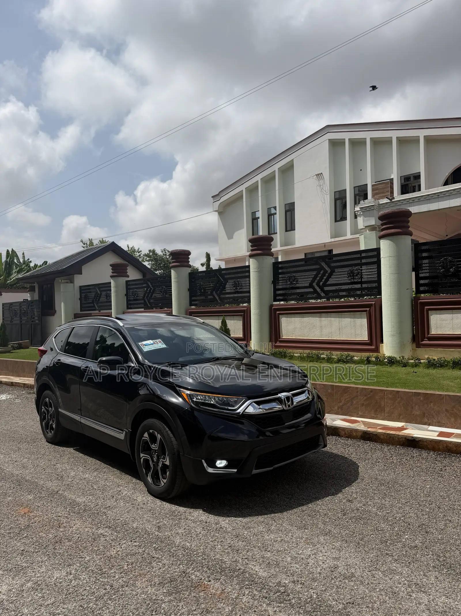 Honda CR-V Touring 4dr SUV AWD (1.5L 4cyl CVT) 2017 Black