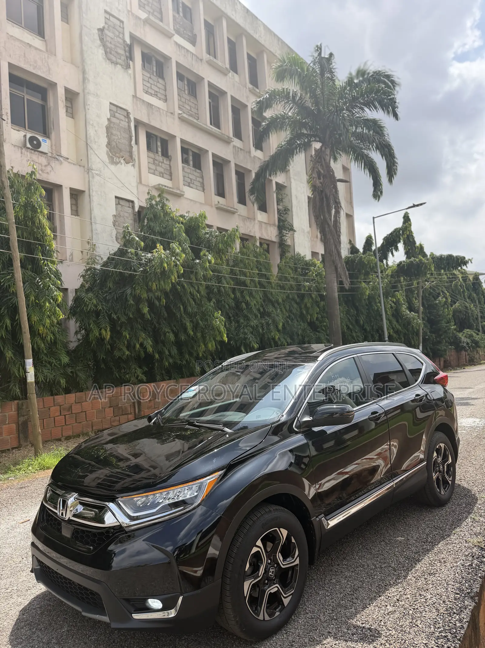 Honda CR-V Touring 4dr SUV AWD (1.5L 4cyl CVT) 2017 Black