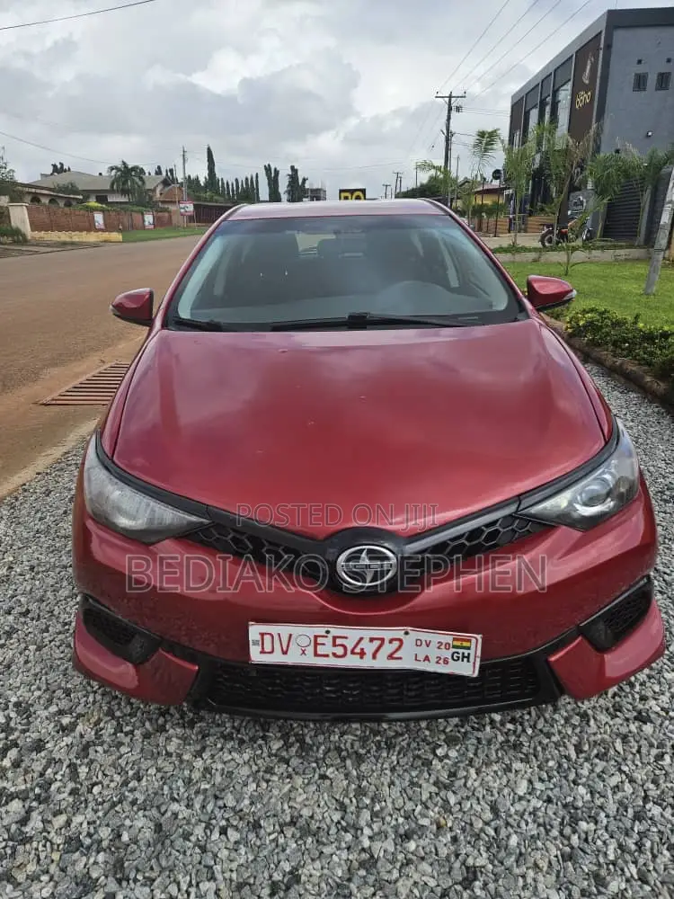 Scion iM Base 2016 Red