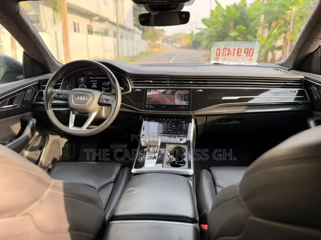 Audi Q8 2022 White