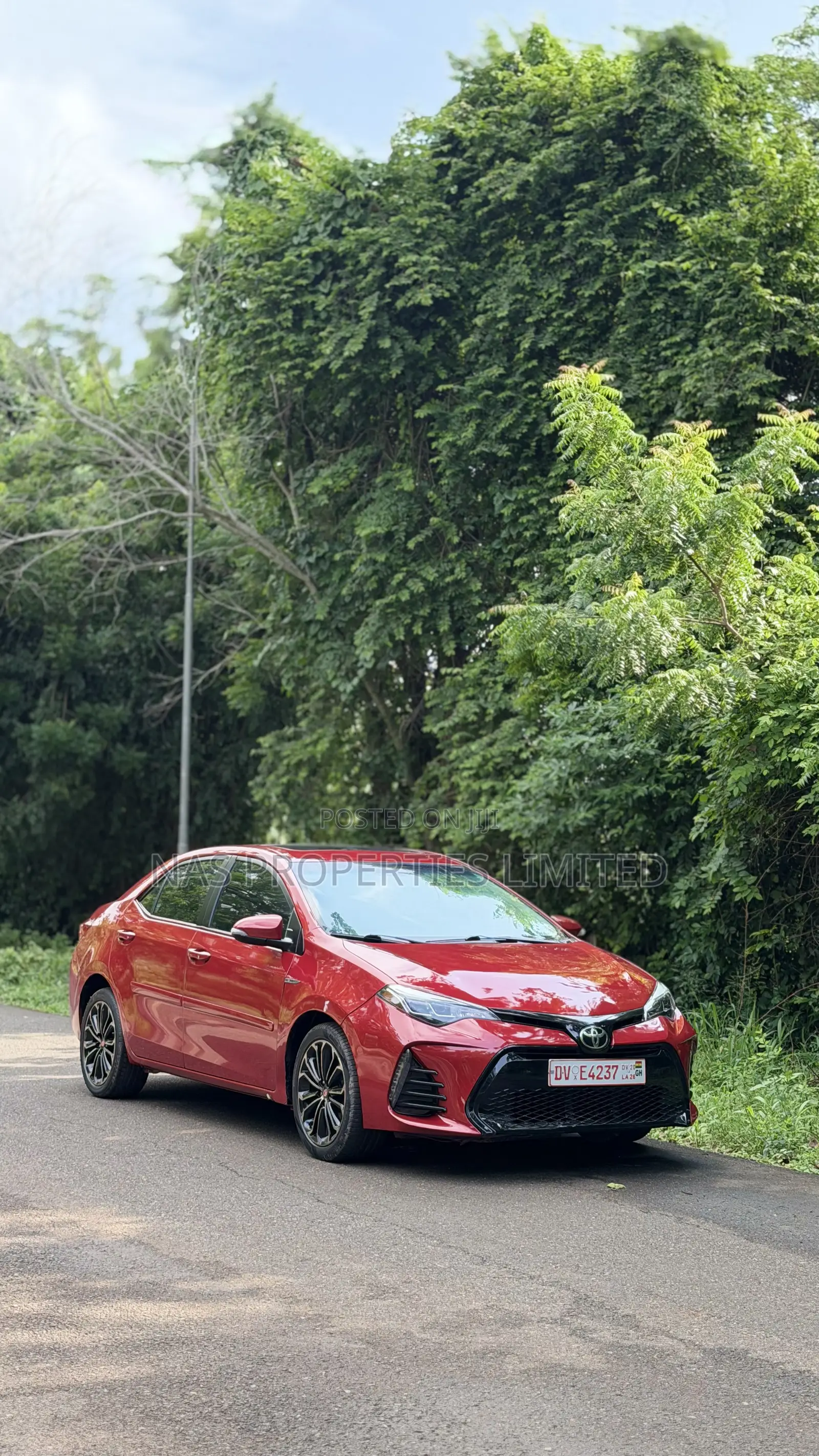 Toyota Corolla S 4dr Sedan (1.8L 4cyl CVT) 2016 Red