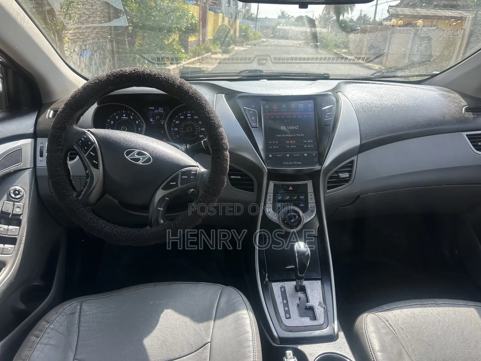 Hyundai Elantra SE 4dr Sedan (1.8L 4cyl 6A) 2015 Gray