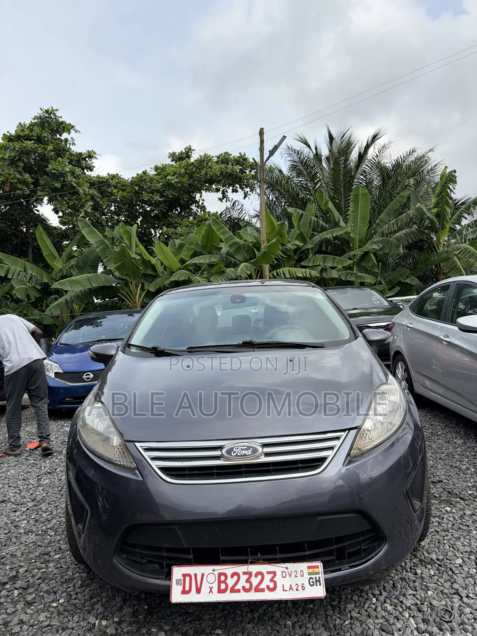 Ford Fiesta S Sedan 2013 Gray