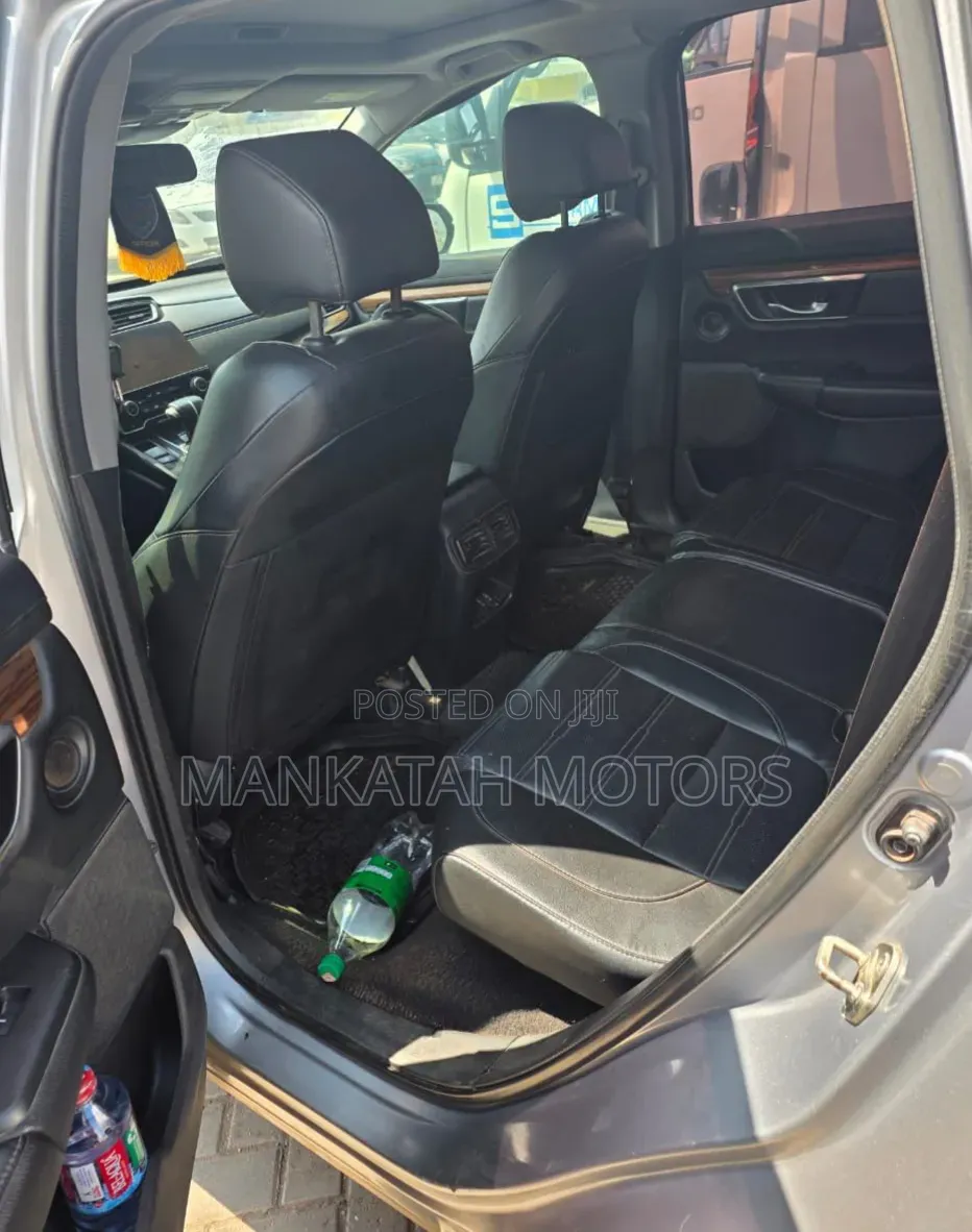 Honda CR-V 2019 Silver
