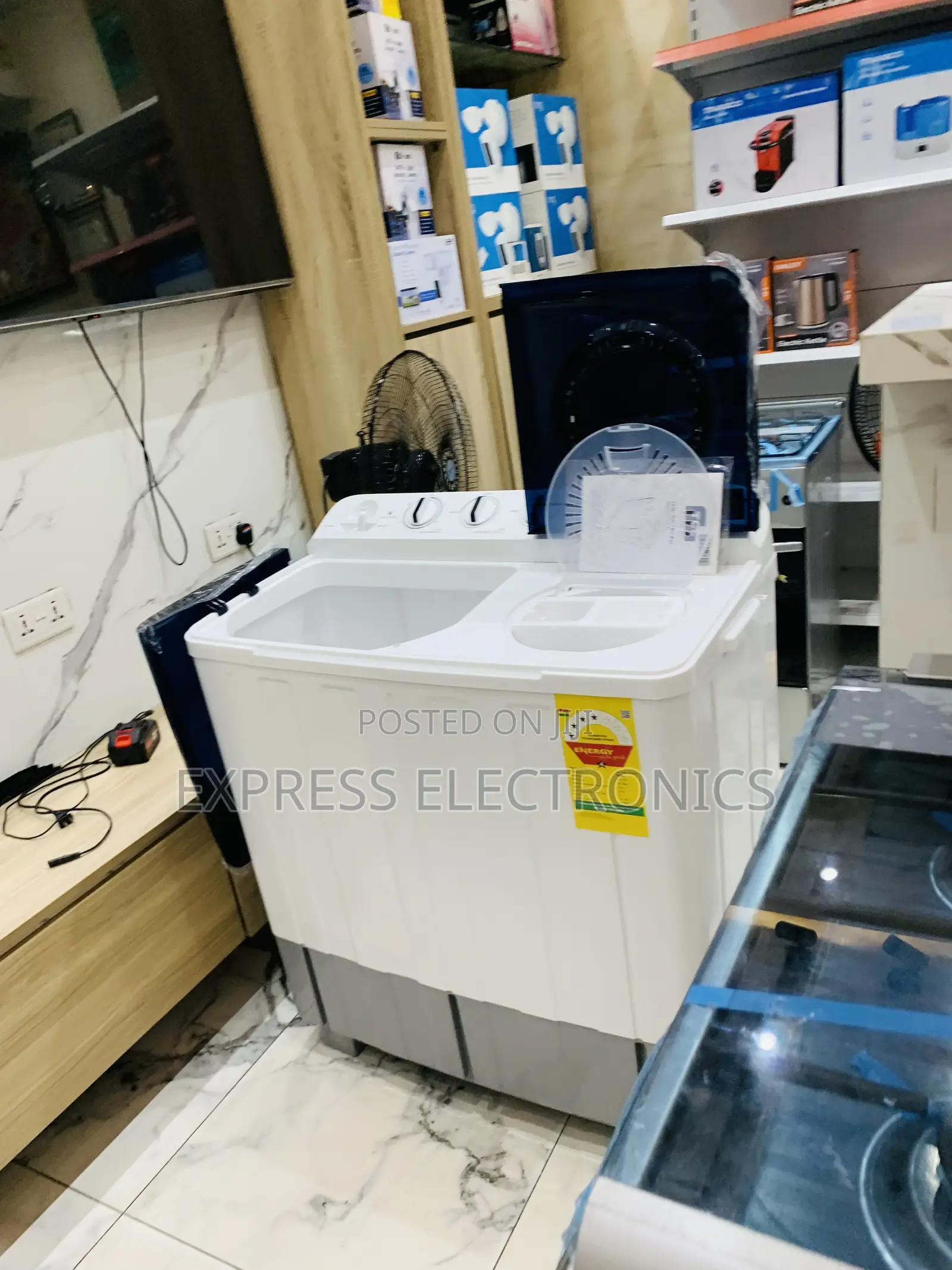 Long Lasting Effects TCL 10.5kg Topload Twintub