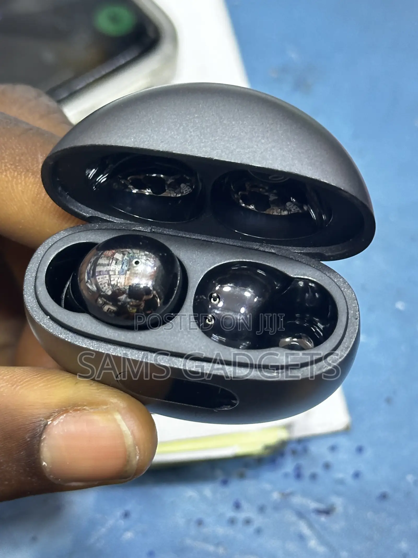 Brand New Cyxg Q71 Open-Ear Wireless Clip Headphones (Super Bass)