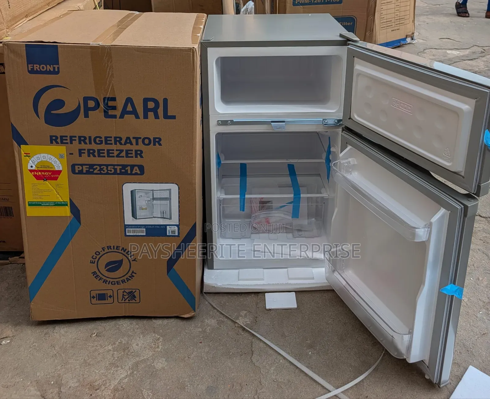 Pearl Table Top Double Door Fridge.Ghc1850