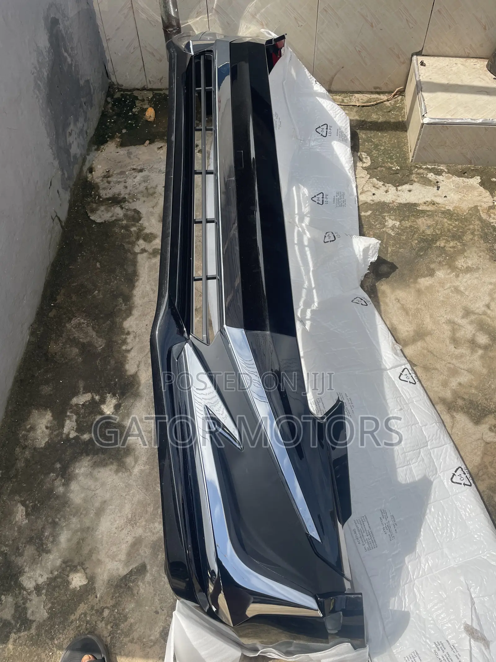 Landcruiser Pardo 2017 - 2023 Front Spoiler Basic