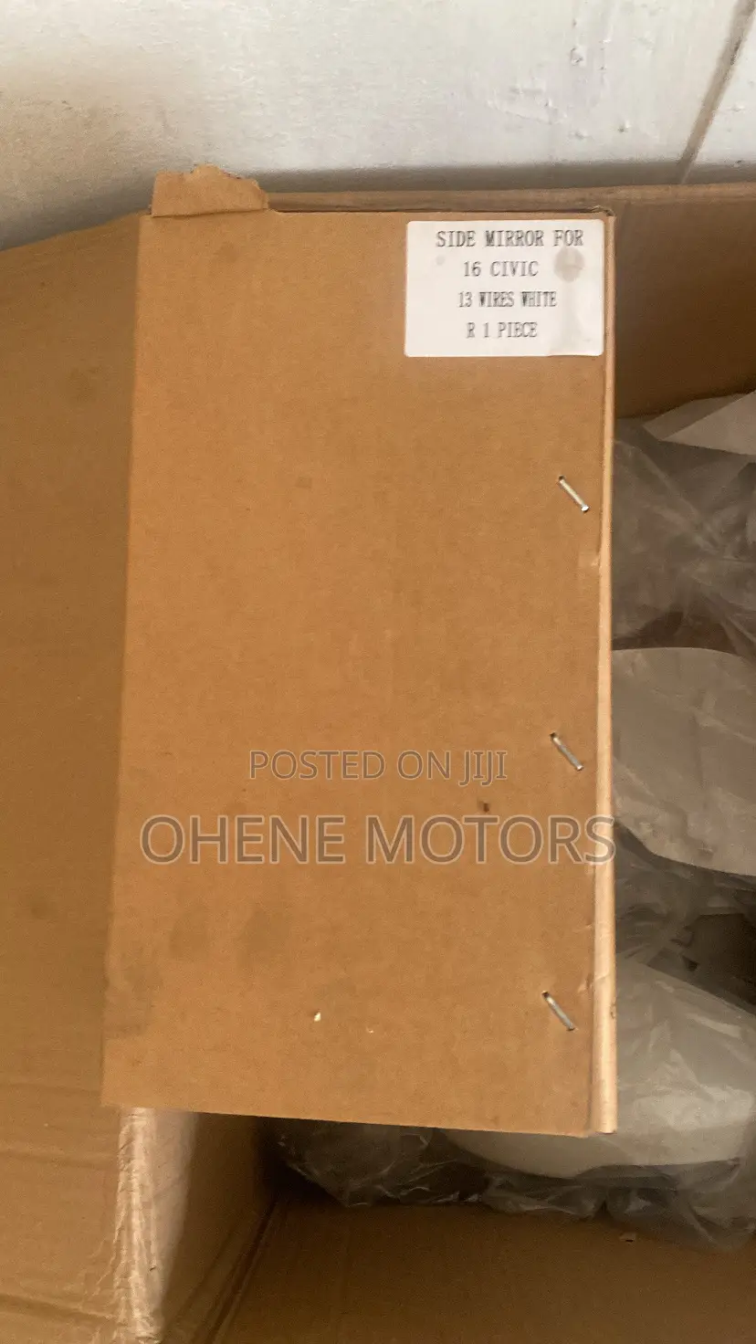 Honda Civic 2016-2017 Side Mirror White Right 1 Piece