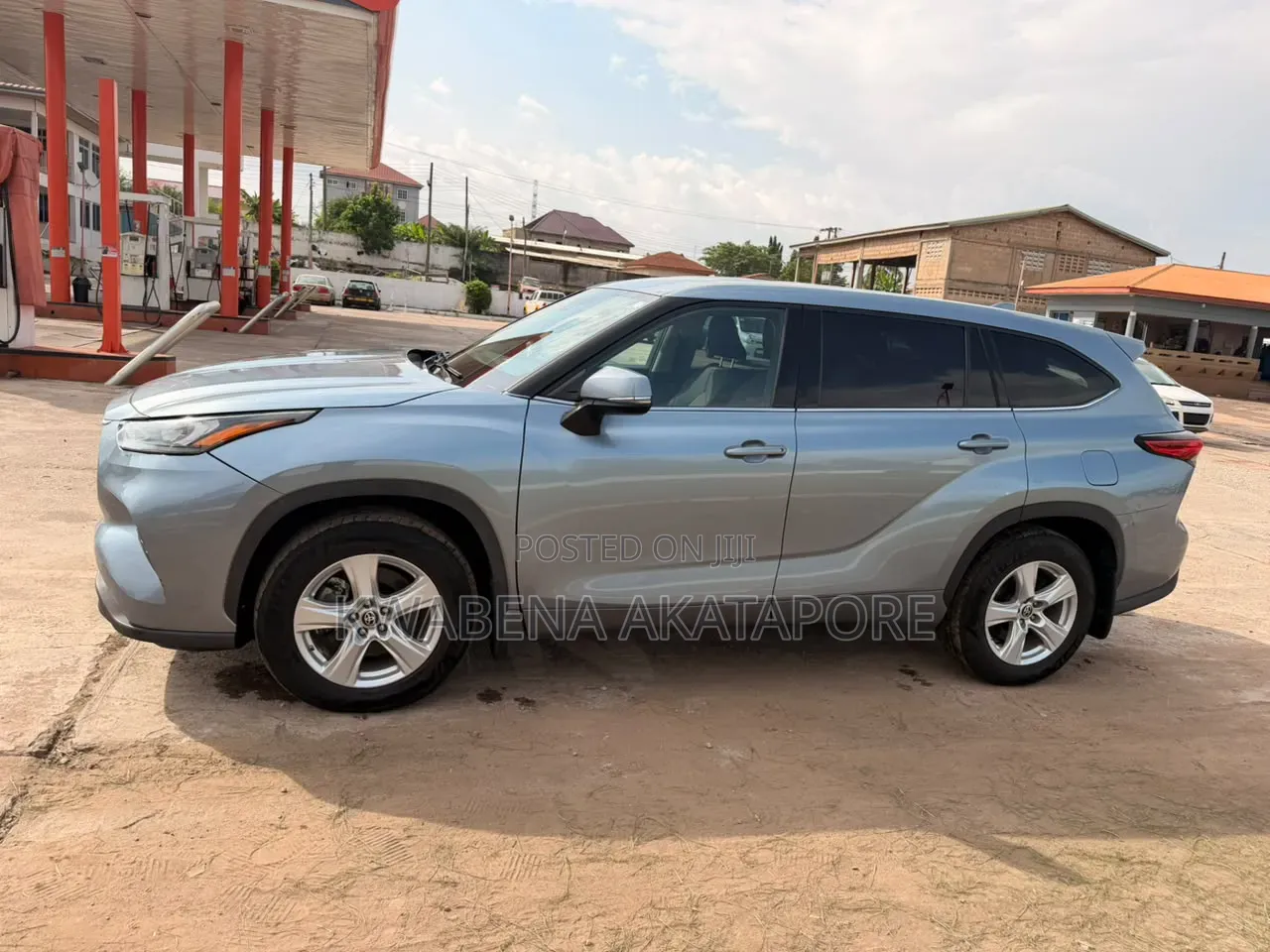Toyota Highlander LE AWD 2020 Blue