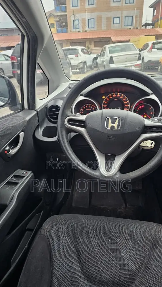 Honda Fit Automatic 2012 White