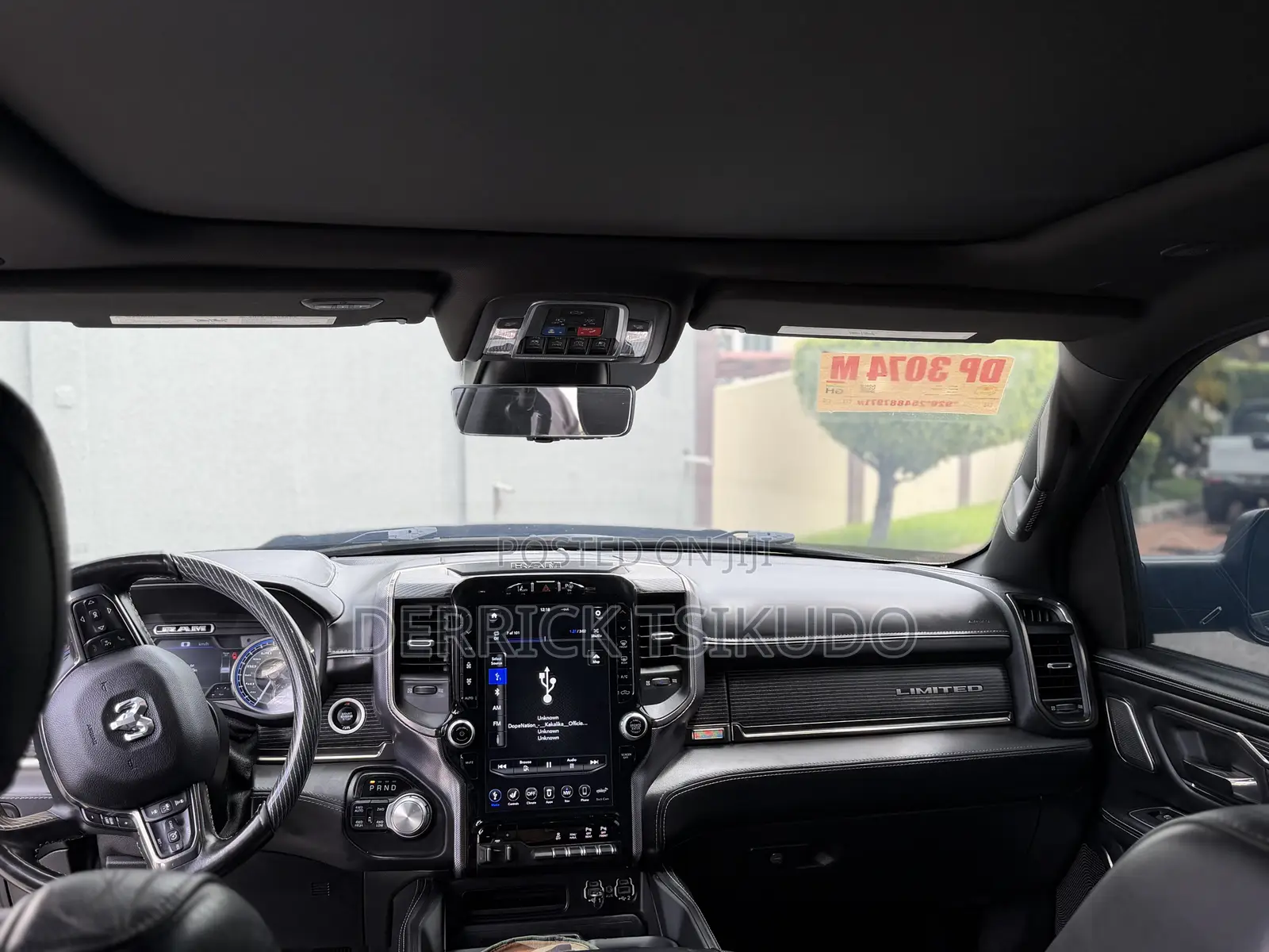 RAM 1500 2021 Blue