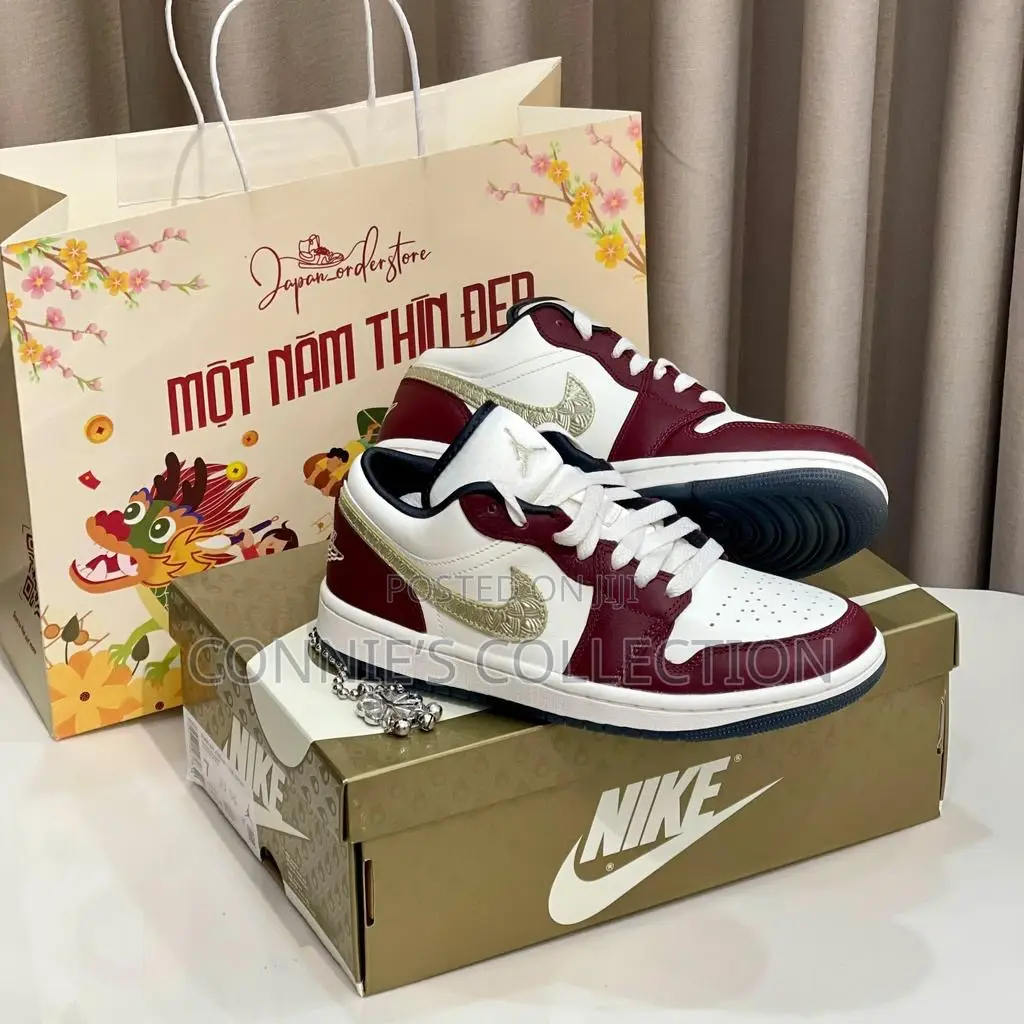 Nike Air Jordan 1 Low Sneakers
