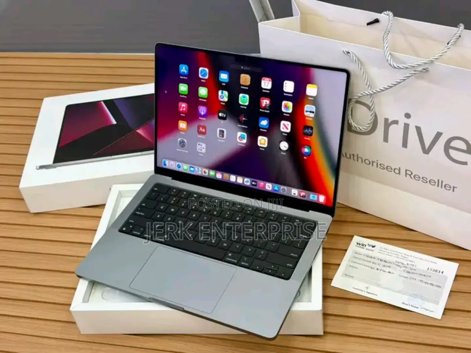 Laptop Apple MacBook Pro 32GB Apple M2 SSD 1T