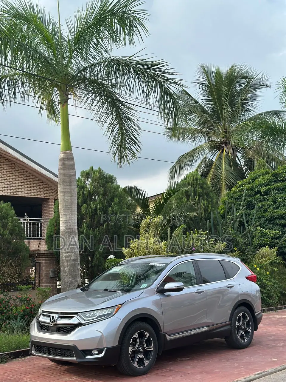 Honda CR-V Touring AWD 2018 Silver