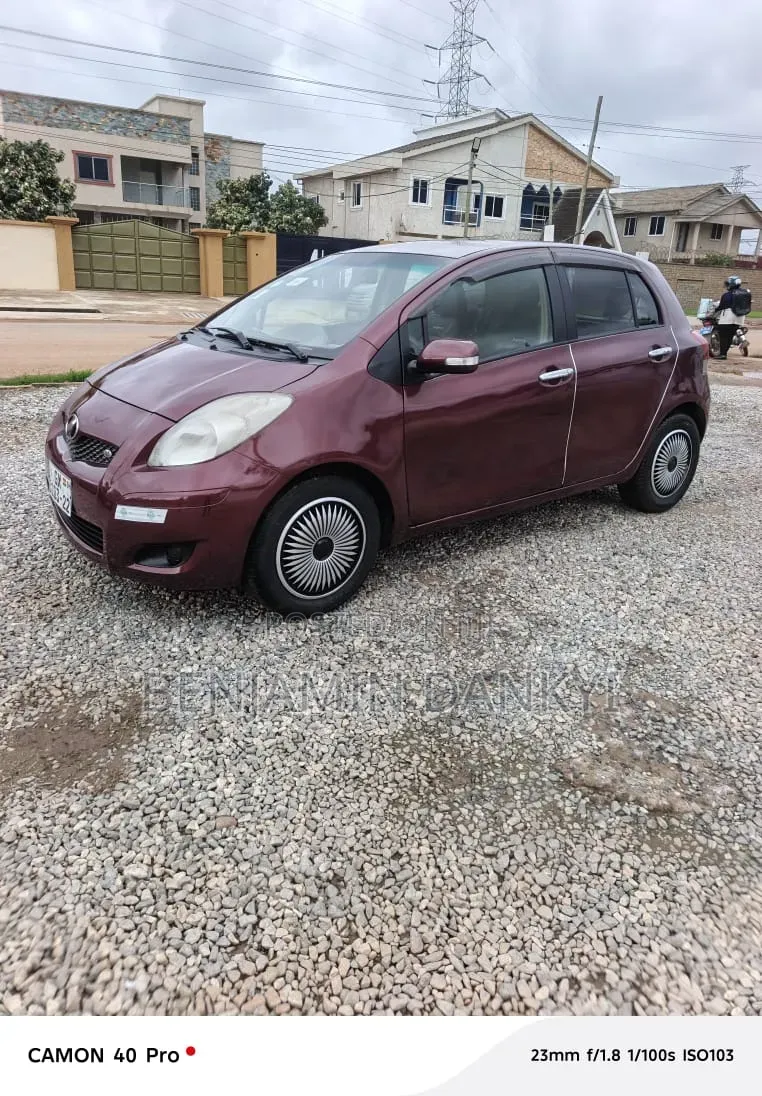 Toyota Vitz 2010 Brown