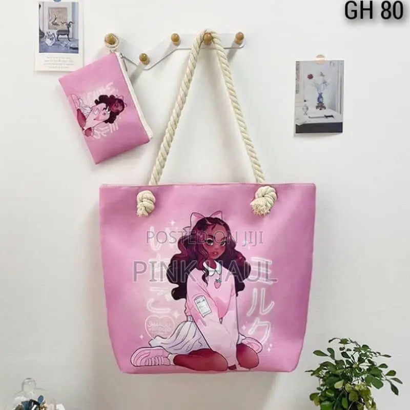 Stylist Comfy Tote Bags