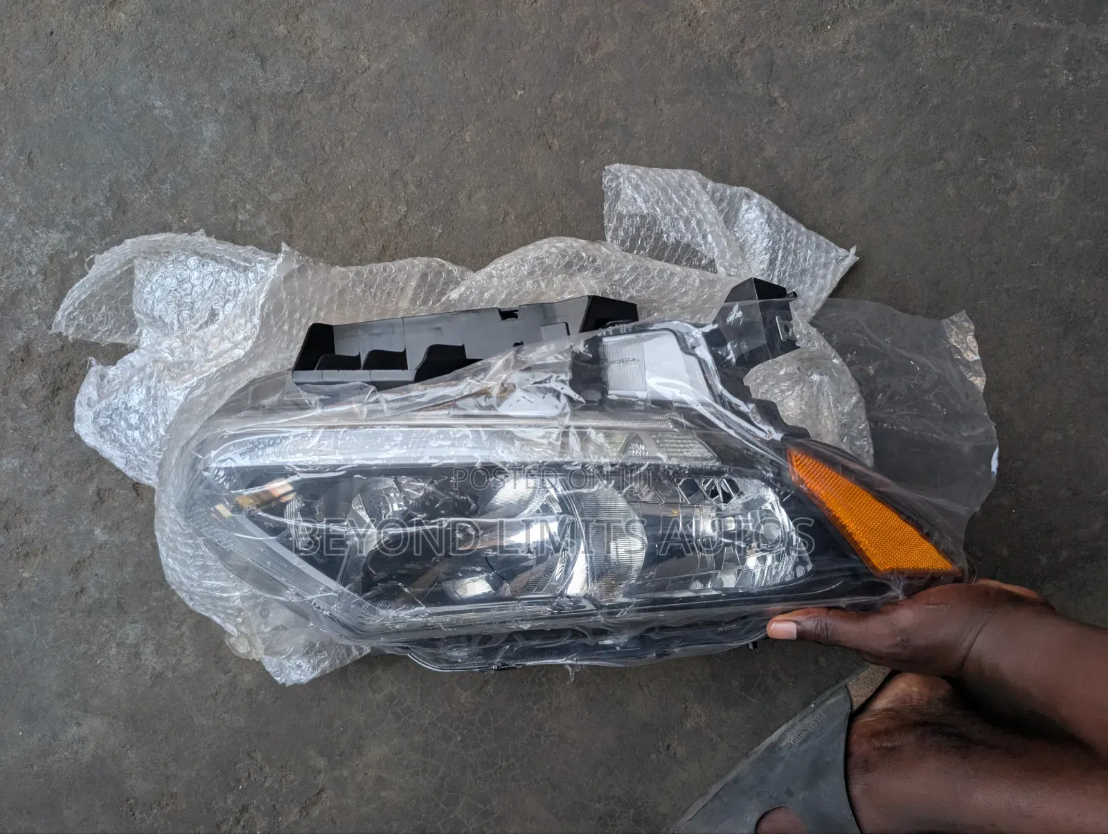 Nissan Rogue 2014,2015,2016 Headlight Normal