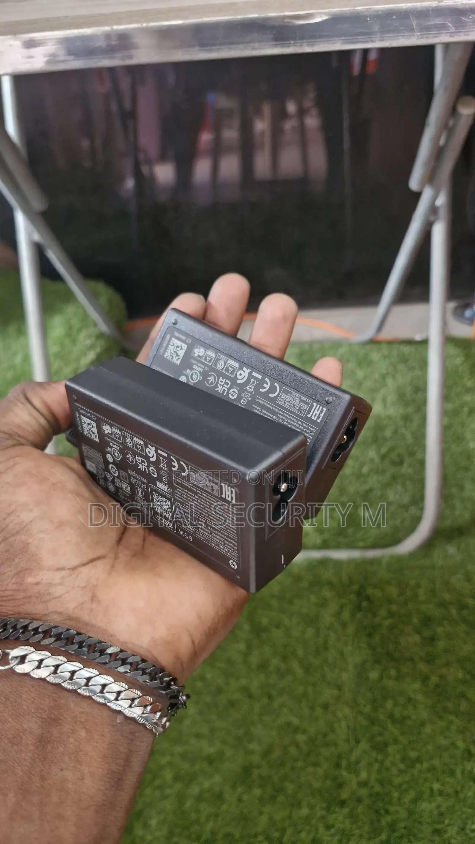 Hp 65w Blue Pin Charger