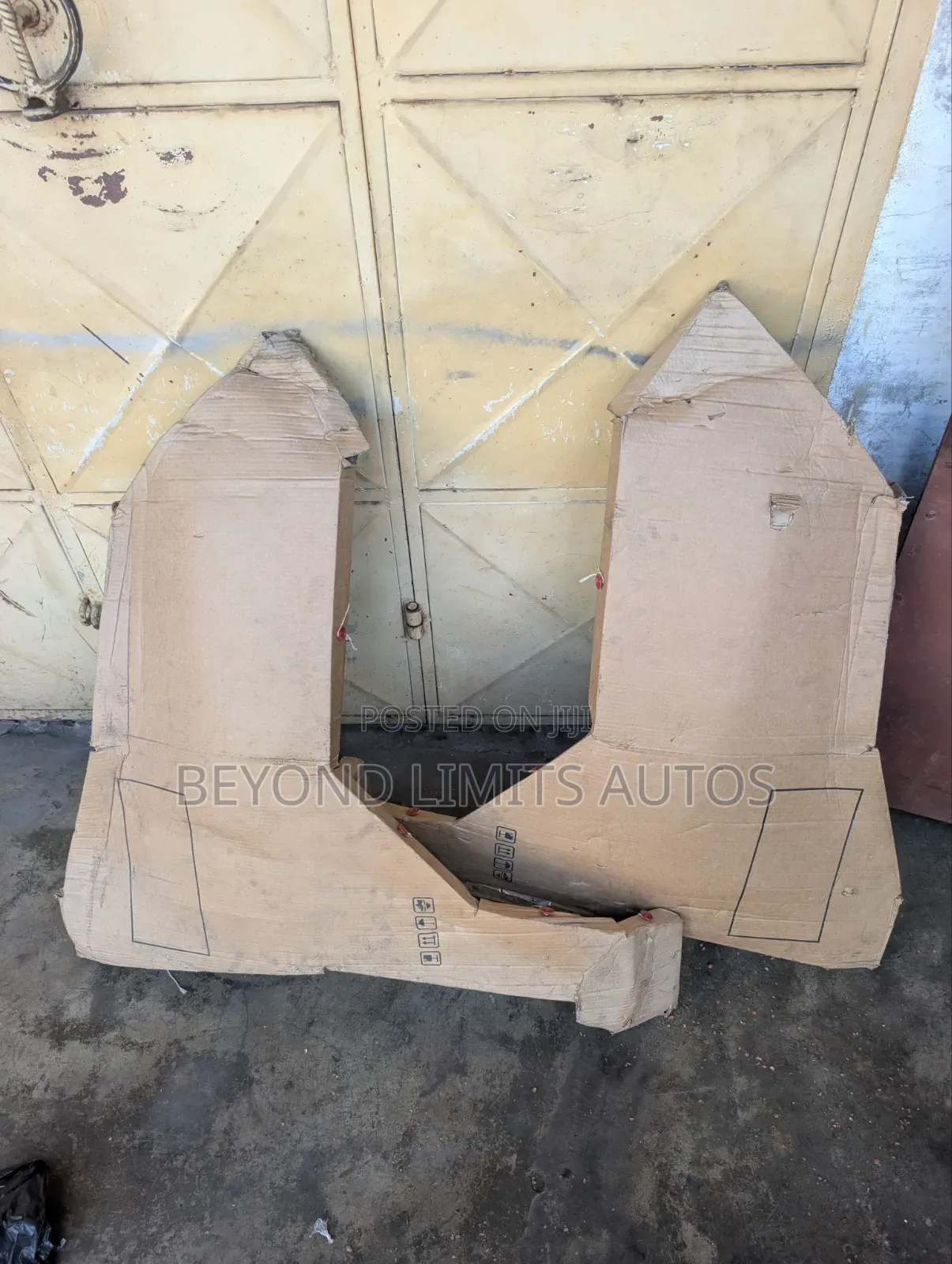 Toyota Hilux 2020,2021,2022,2023,2024 Fender Pair
