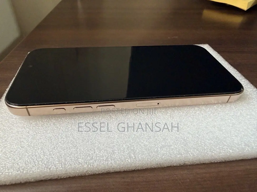 Apple iPhone 16 Pro Max 256 GB Gold