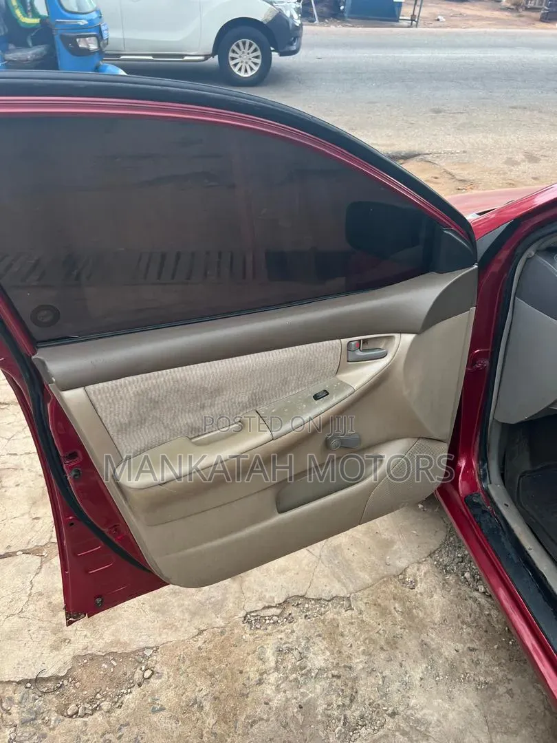Toyota Corolla 2006 Red