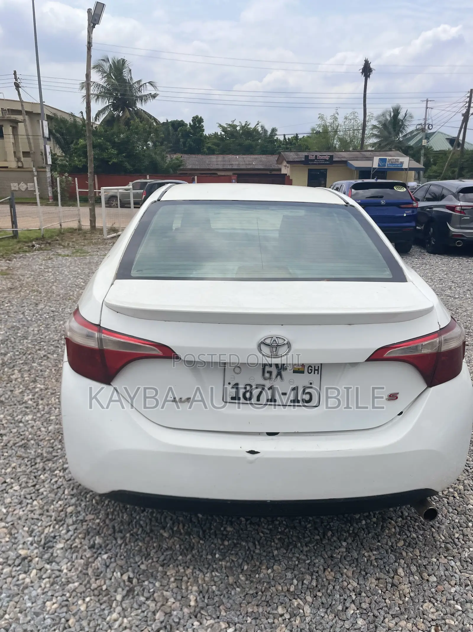 Toyota Corolla 2014 White