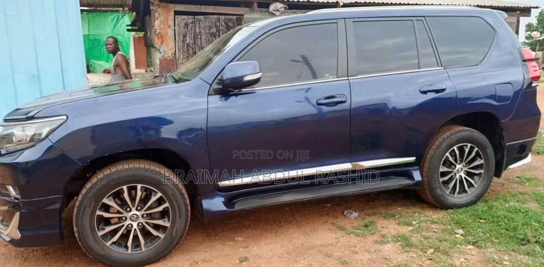 Toyota Land Cruiser Prado 2010 Blue